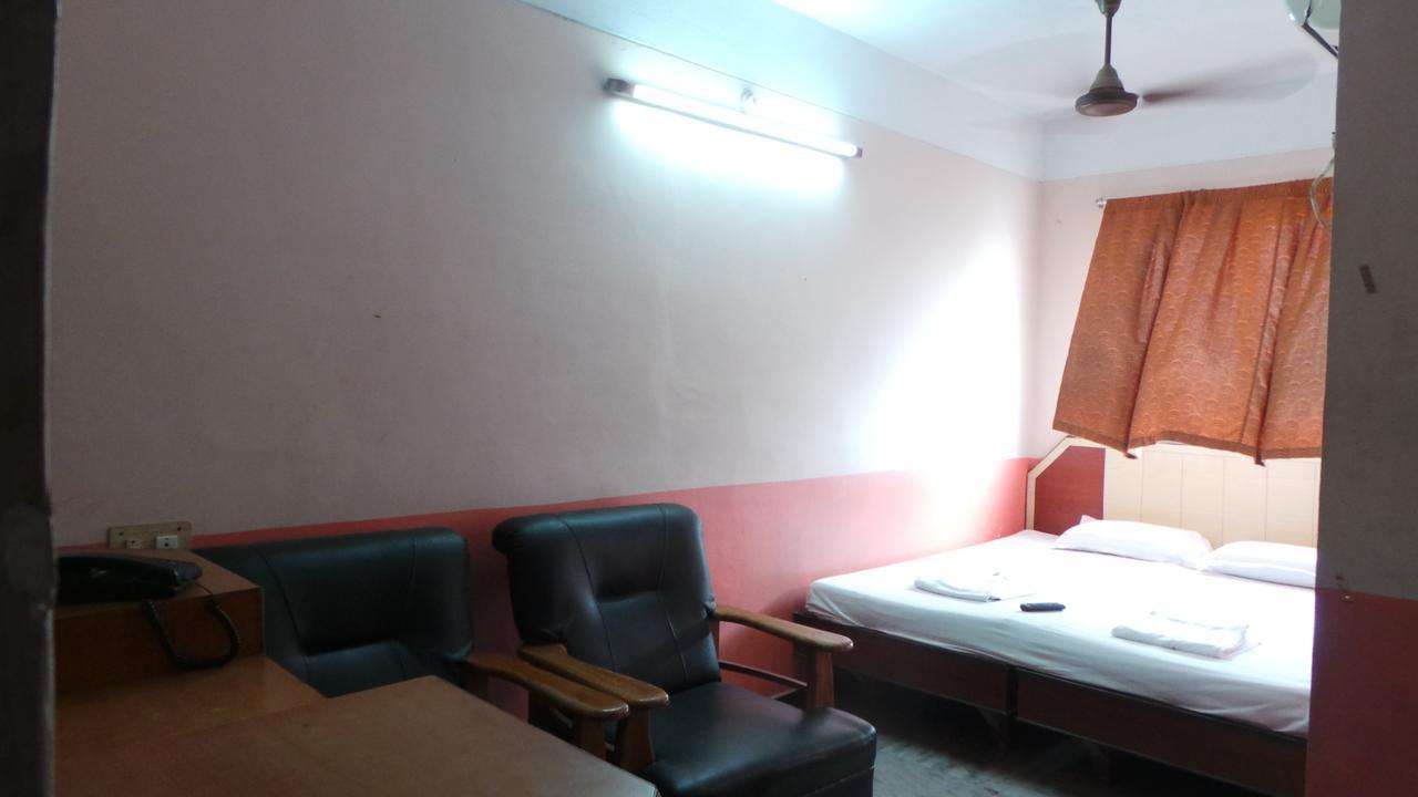 פונדיצ'רי M.P.M. Guest House מראה חיצוני תמונה